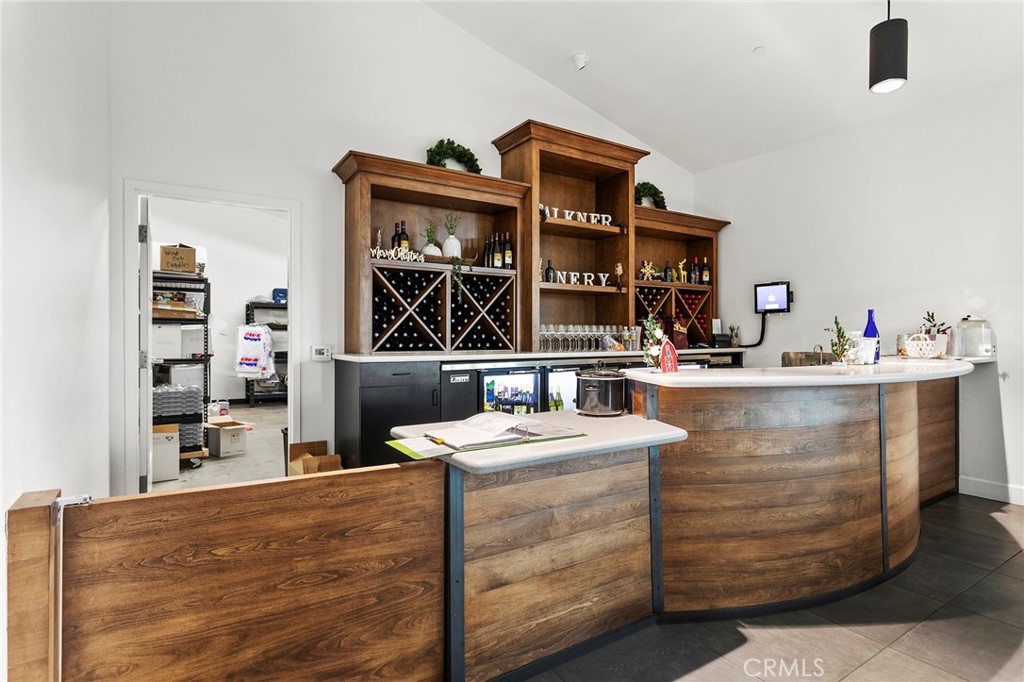 40620 Calle Contento