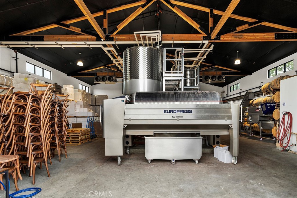 40620 Calle Contento