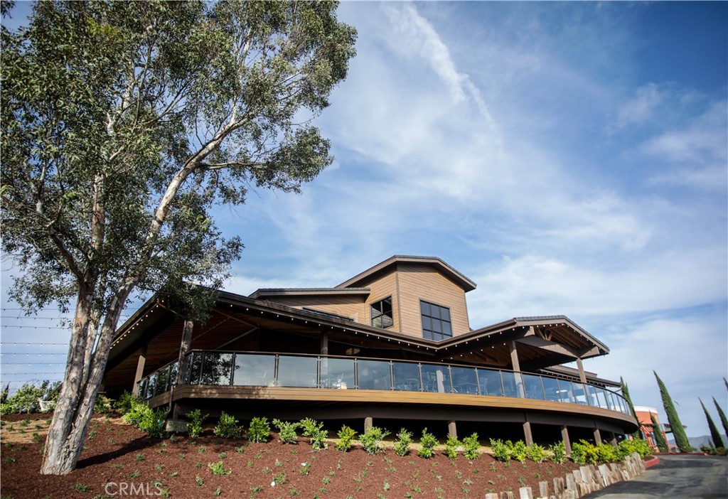 40620 Calle Contento