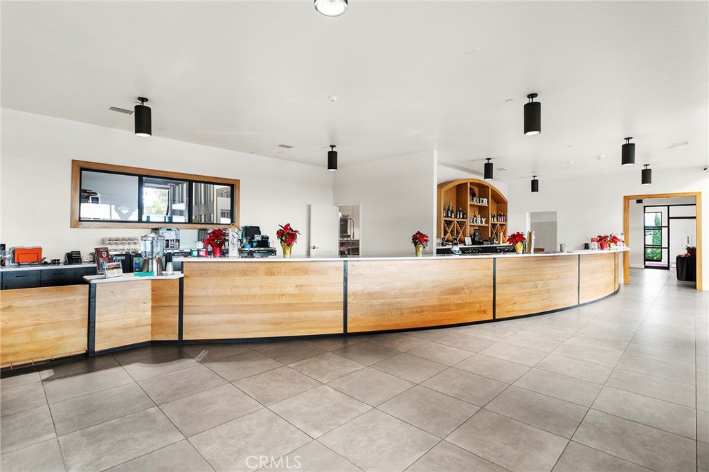 40620 Calle Contento