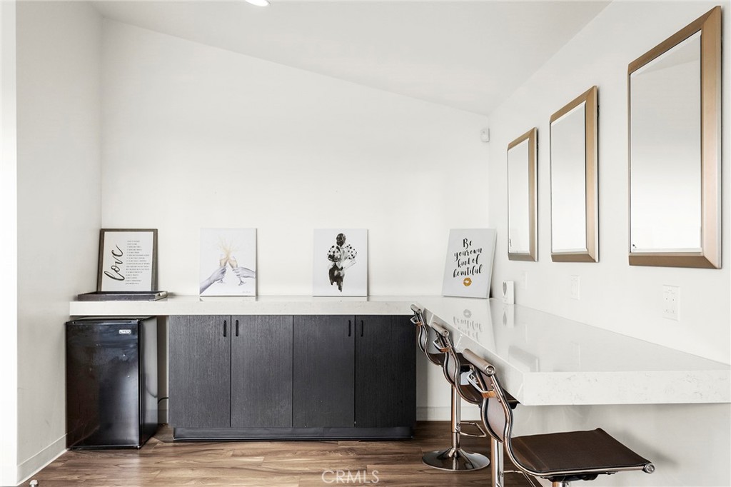 40620 Calle Contento