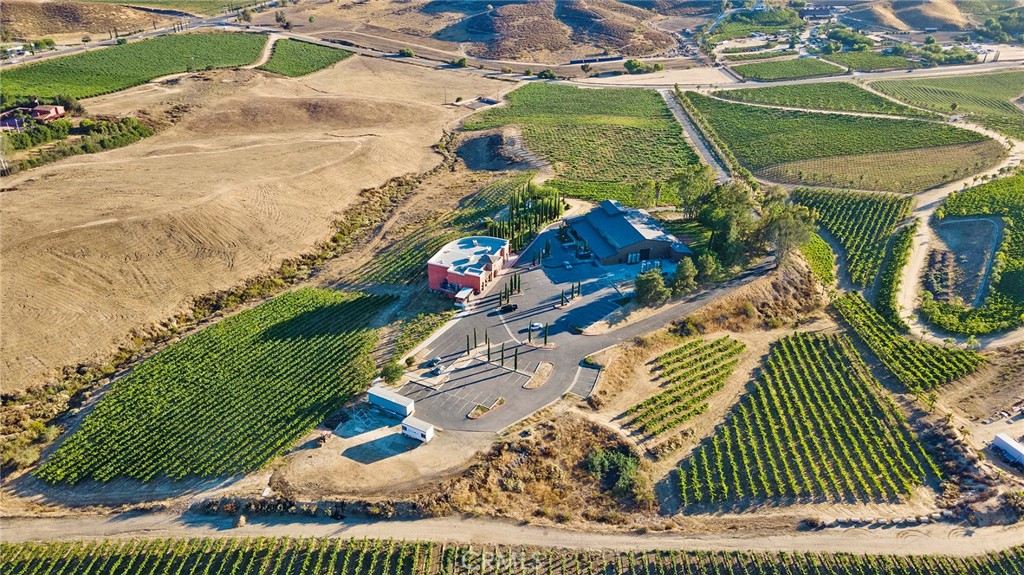 40620 Calle Contento