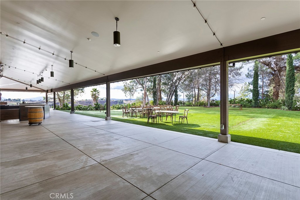 40620 Calle Contento
