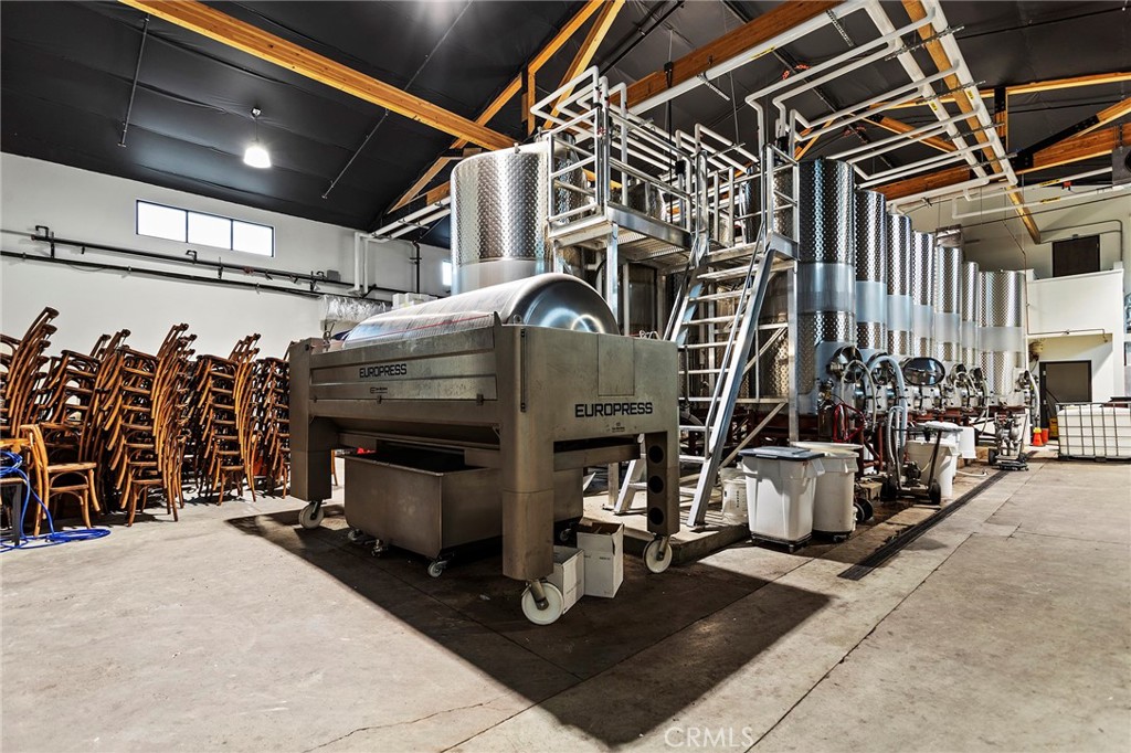 40620 Calle Contento