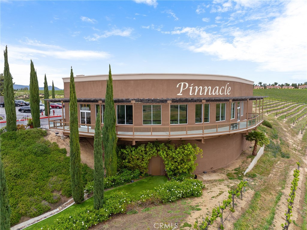 40620 Calle Contento