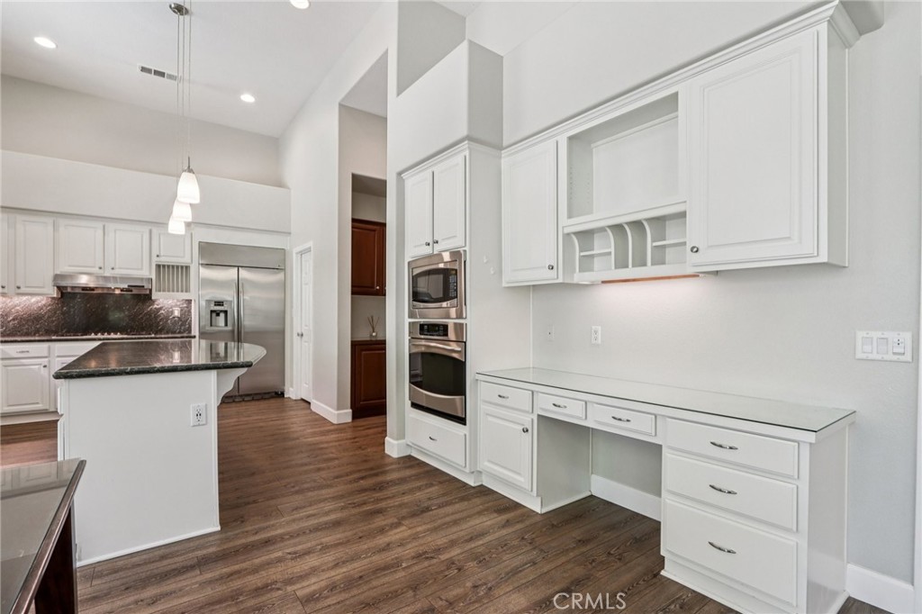 24966 Tyler Place