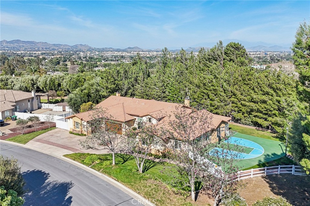 24966 Tyler Place
