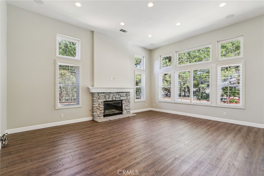 24966 Tyler Place