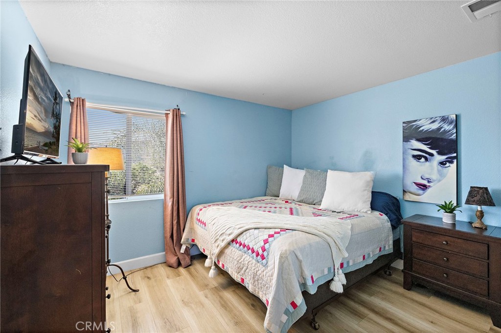 23023 Harbor Seal Court