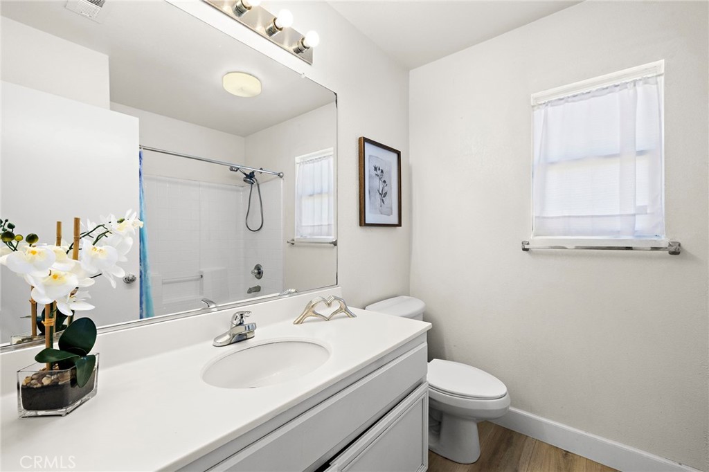 23023 Harbor Seal Court