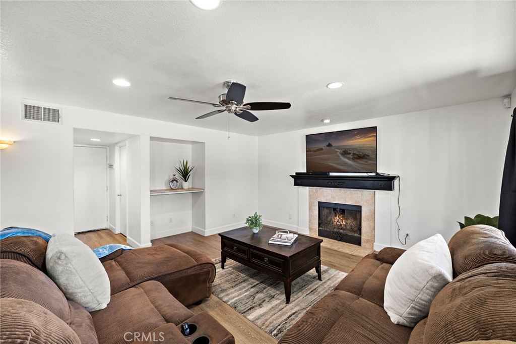 23023 Harbor Seal Court