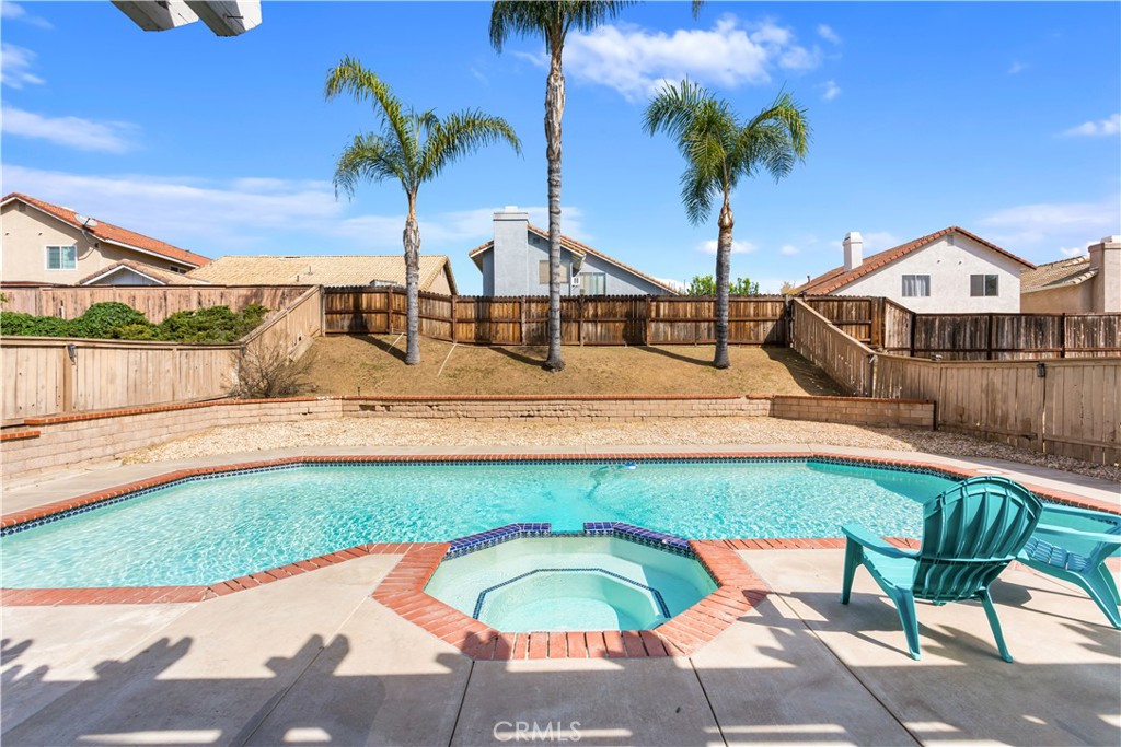 24550 Camino Meridiana