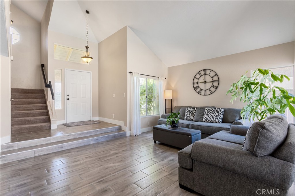 24550 Camino Meridiana