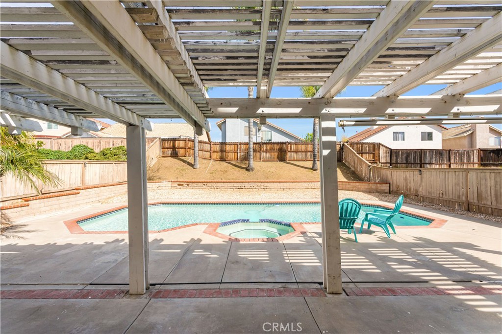 24550 Camino Meridiana