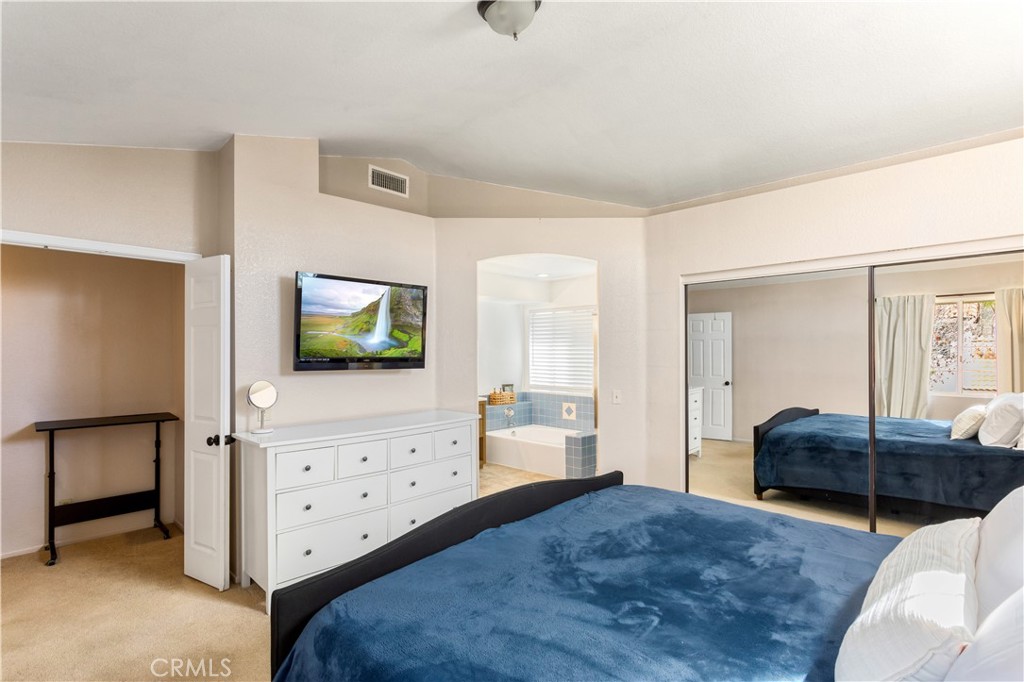 24550 Camino Meridiana