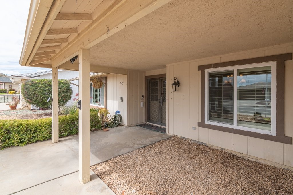 26112 Crestone Drive