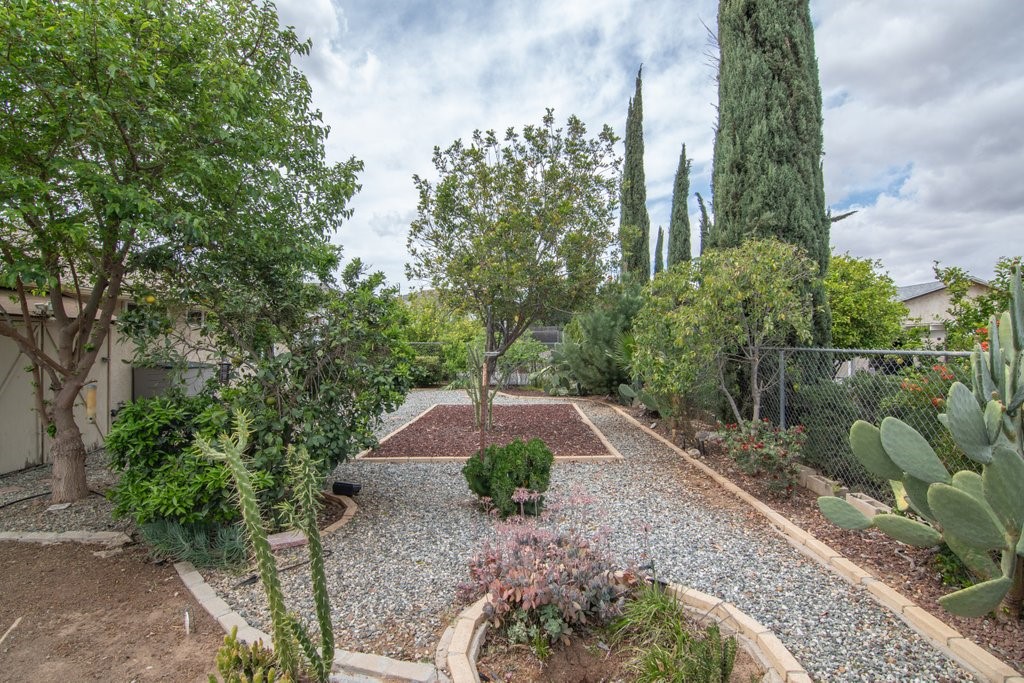26112 Crestone Drive