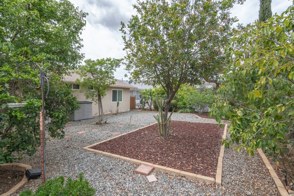 26112 Crestone Drive