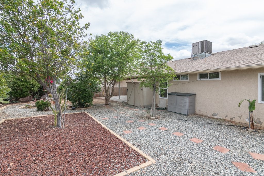 26112 Crestone Drive