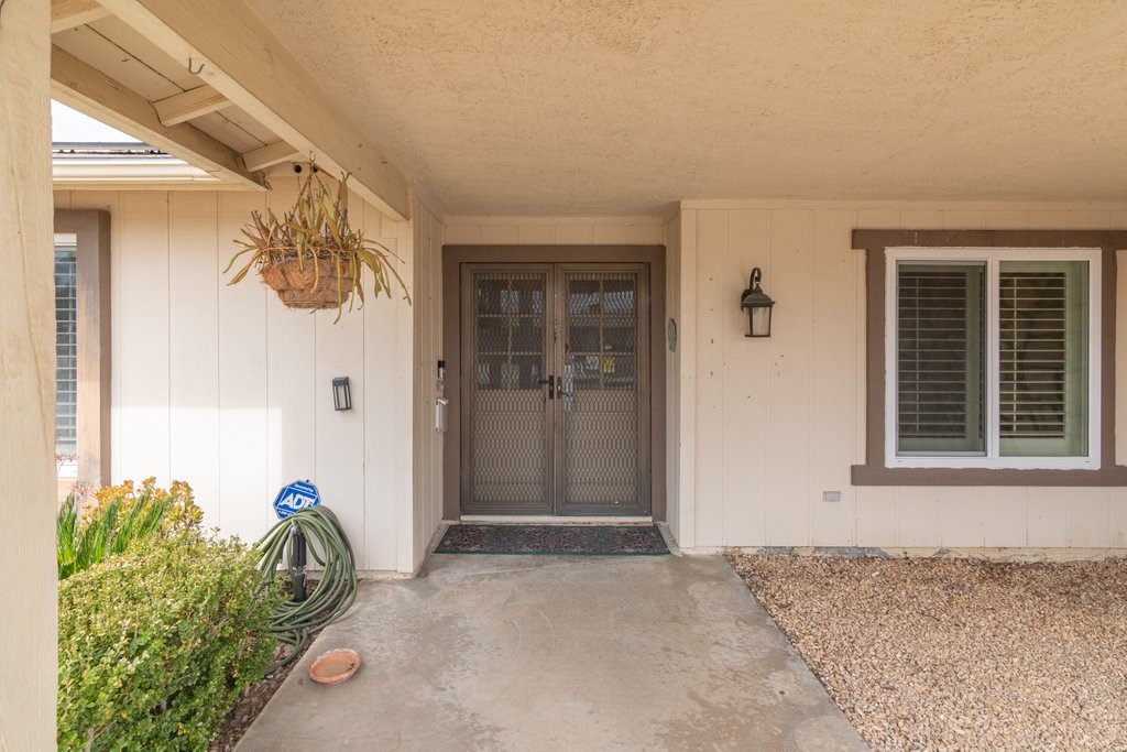 26112 Crestone Drive