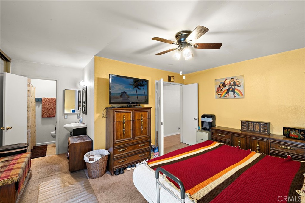 2928 Highlands