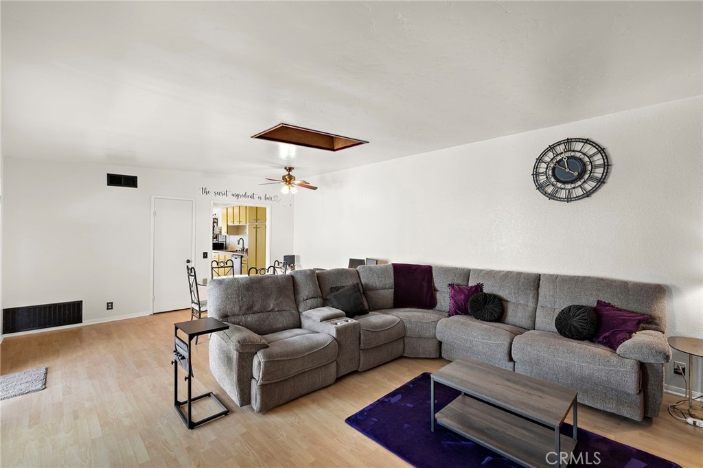 2928 Highlands