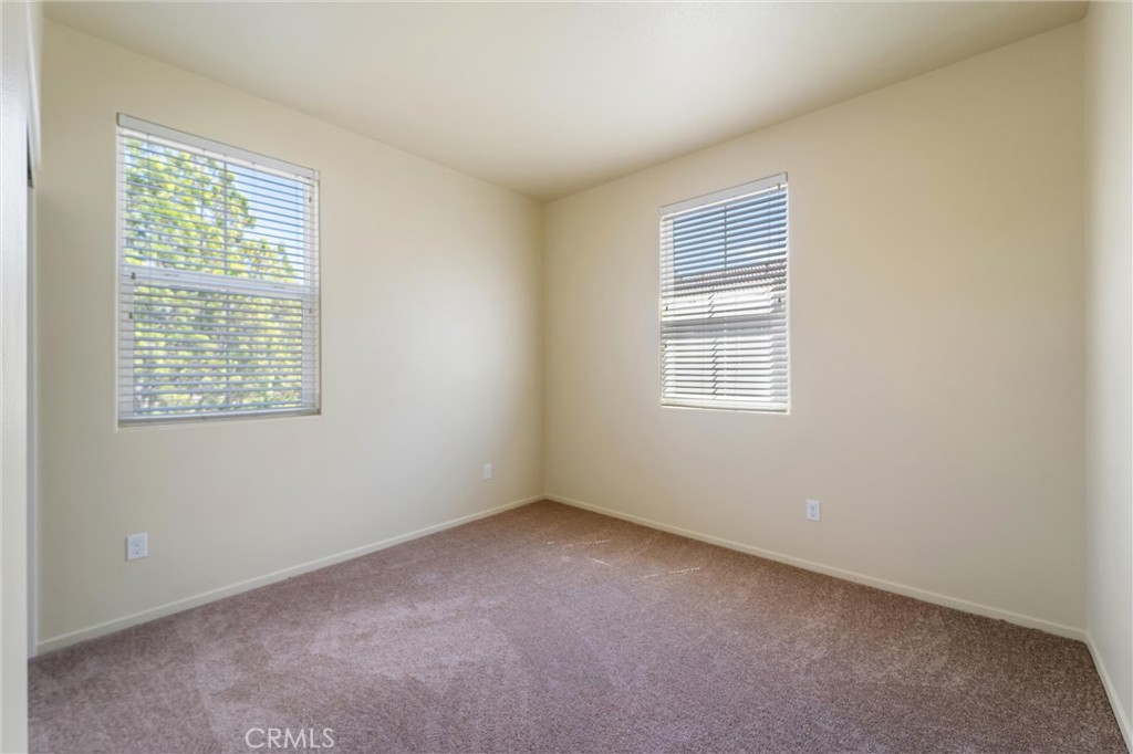 42989 Calle Cristal
