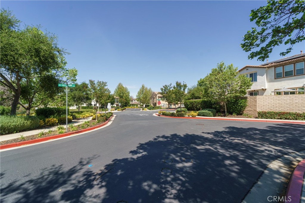 42989 Calle Cristal