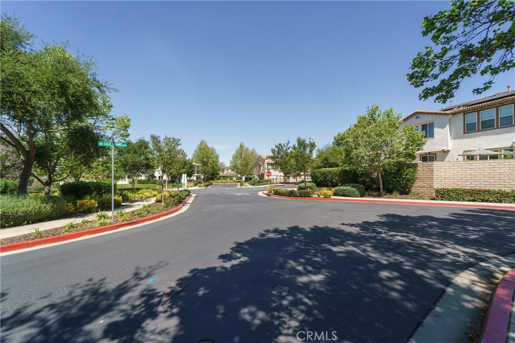 42989 Calle Cristal