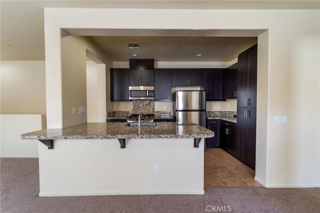 42989 Calle Cristal