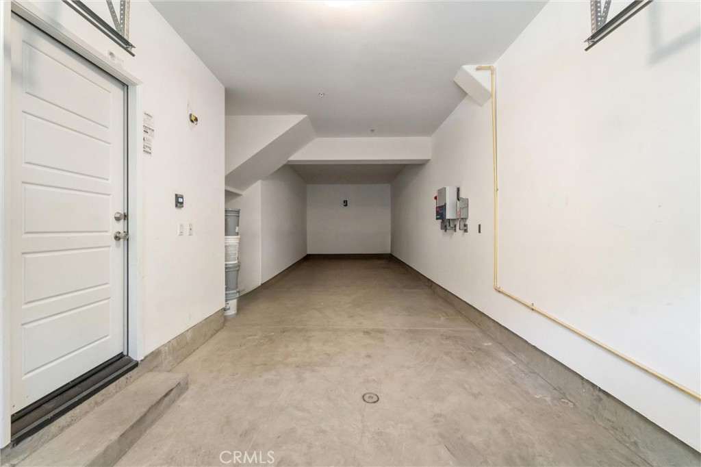 42989 Calle Cristal
