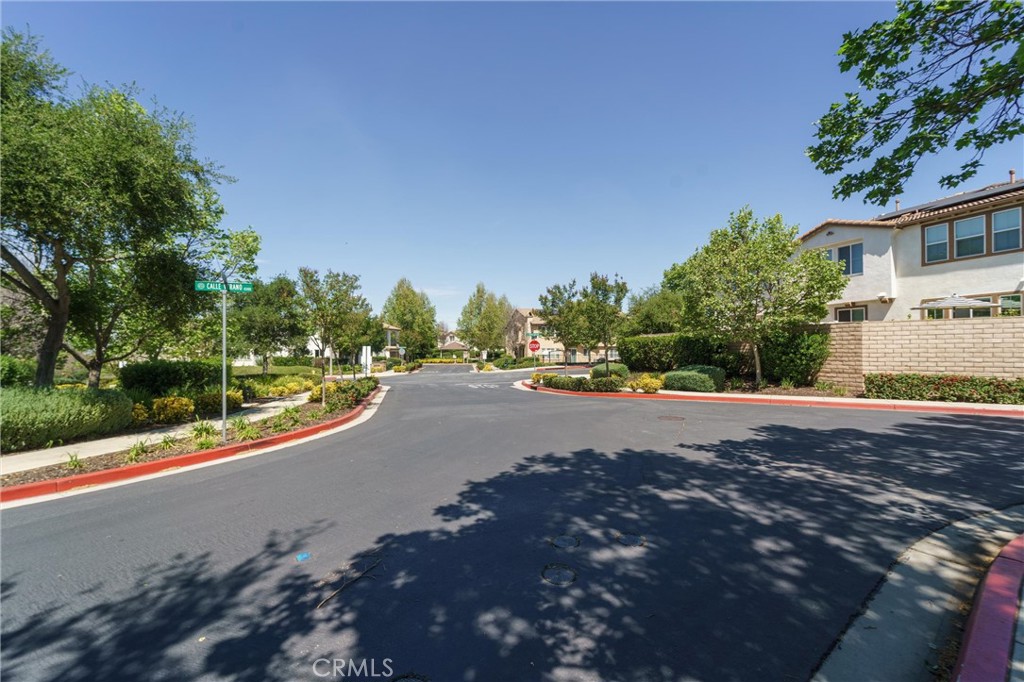 42989 Calle Cristal