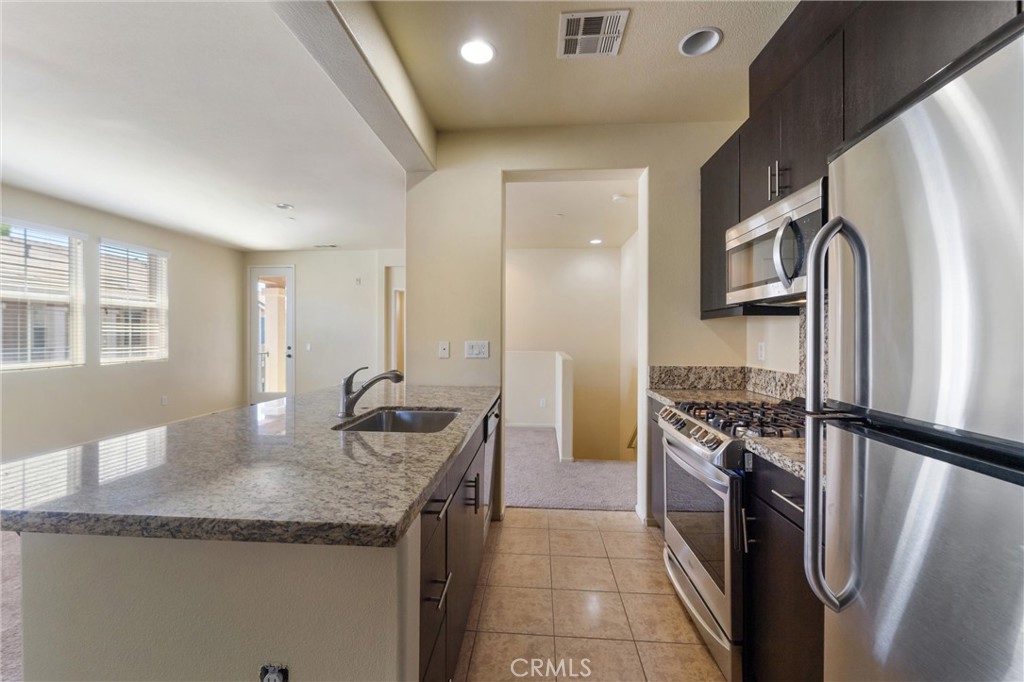 42989 Calle Cristal
