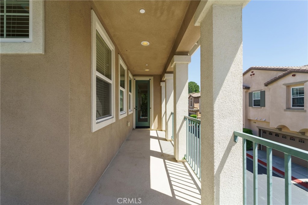 42989 Calle Cristal