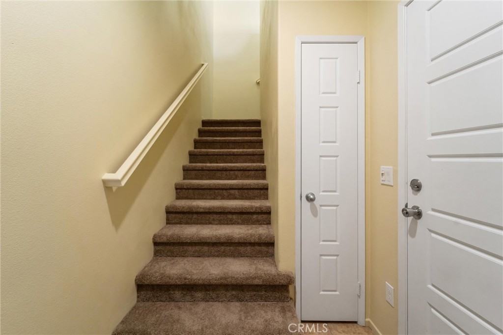 42989 Calle Cristal