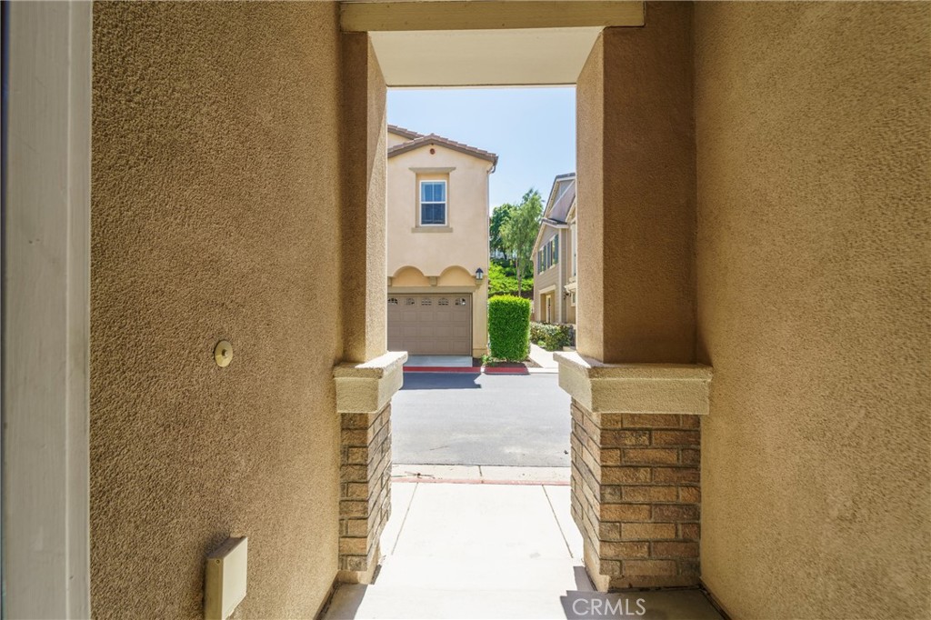 42989 Calle Cristal