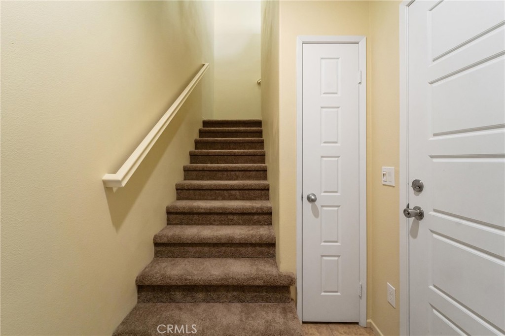 42989 Calle Cristal