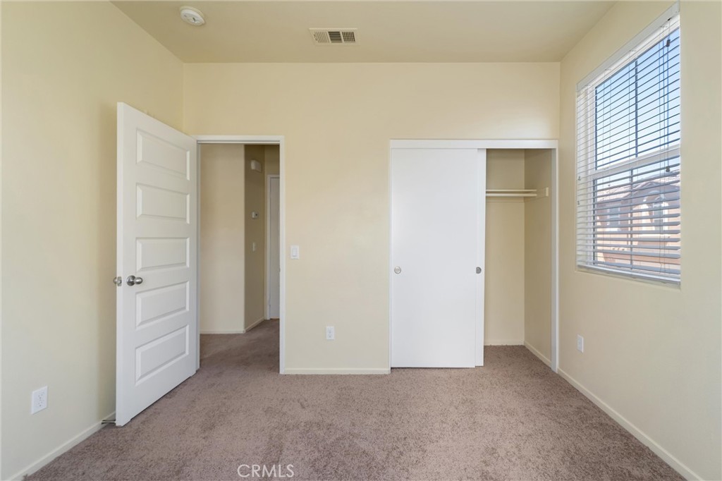 42989 Calle Cristal