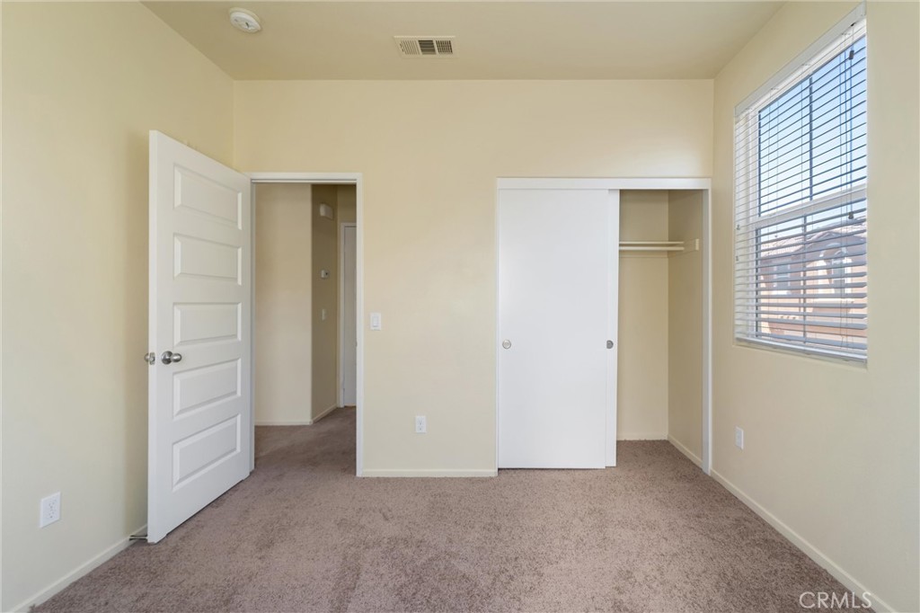 42989 Calle Cristal