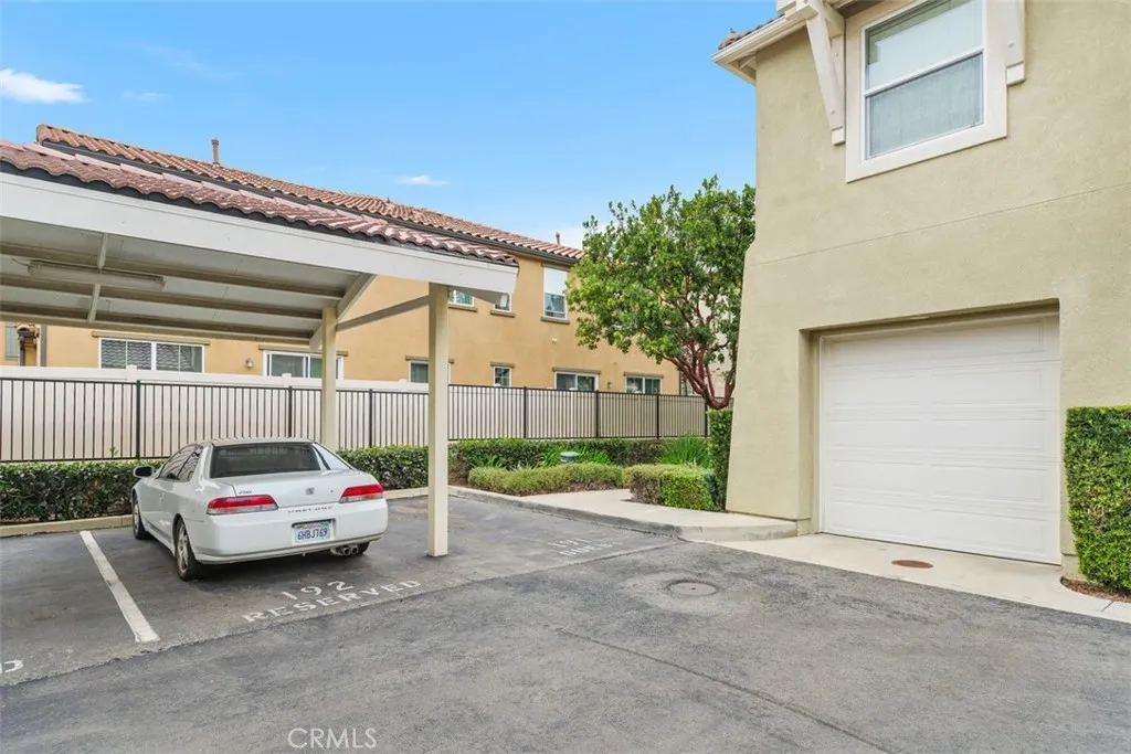 27424 Woburn Court Unit 1
