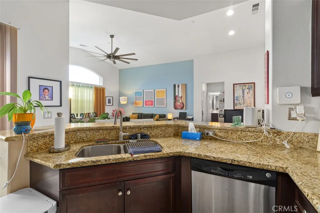27424 Woburn Court Unit 1