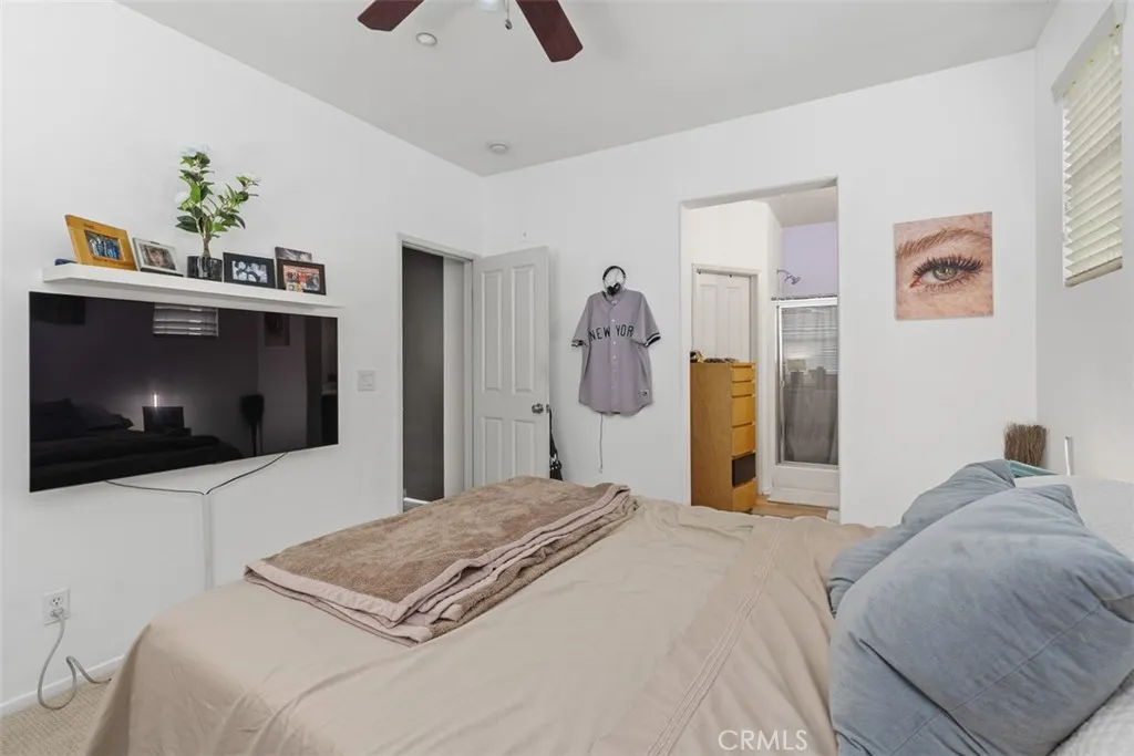 27424 Woburn Court Unit 1