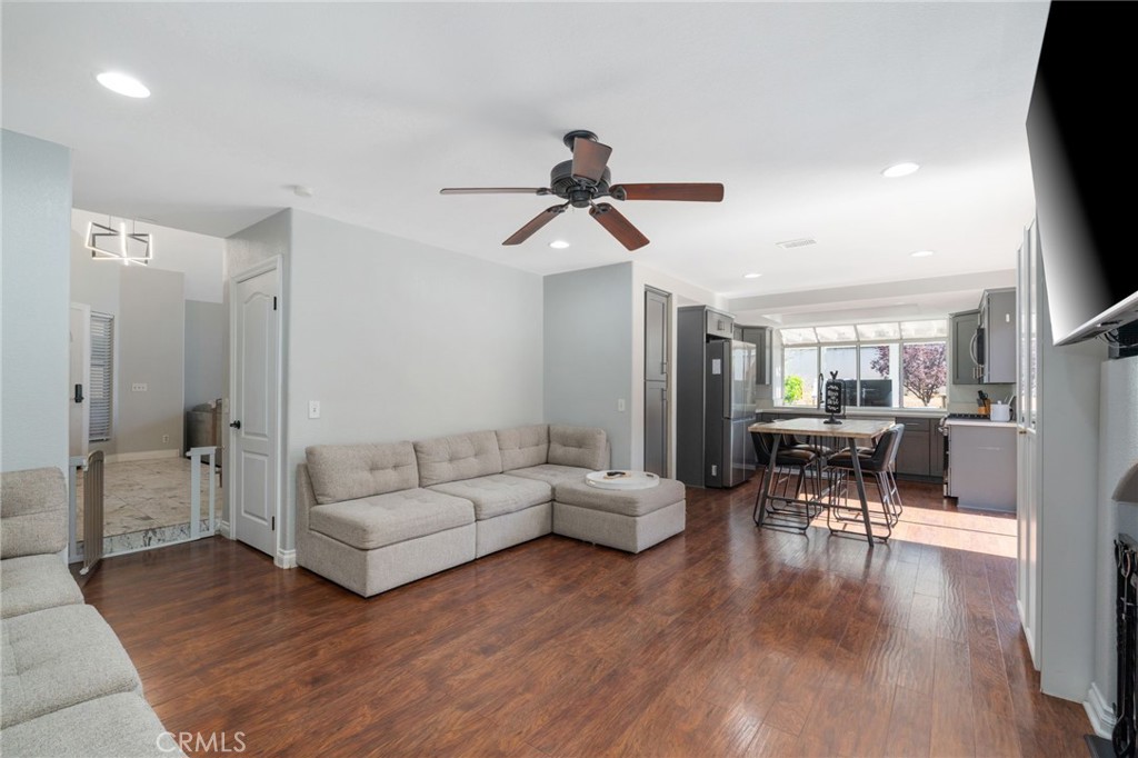 39385 Calle San Clemente