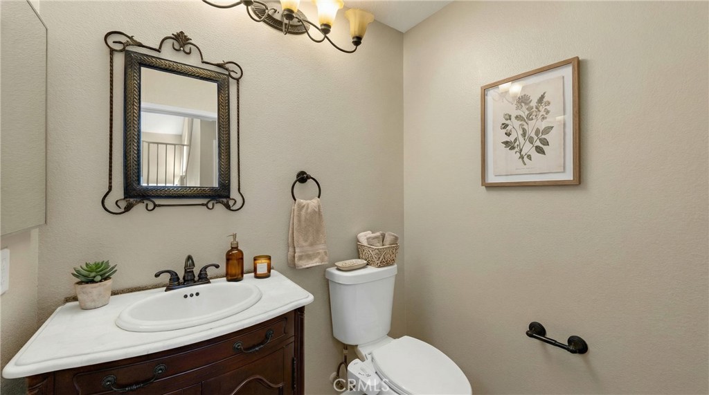 22678 Weatherly Court