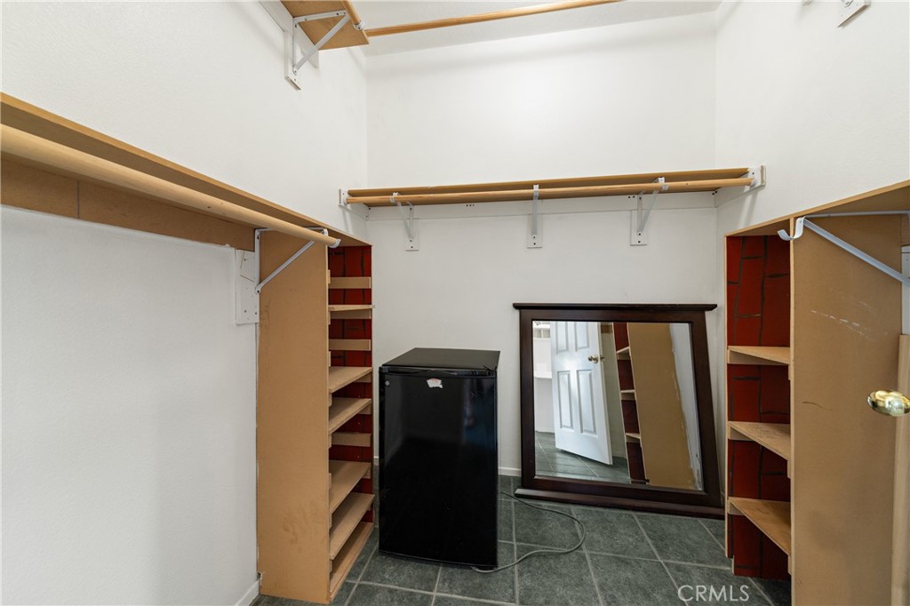 22678 Weatherly Court