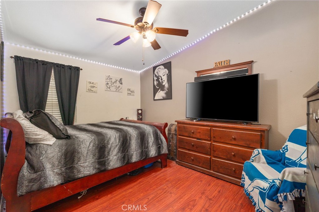 16860 Slover