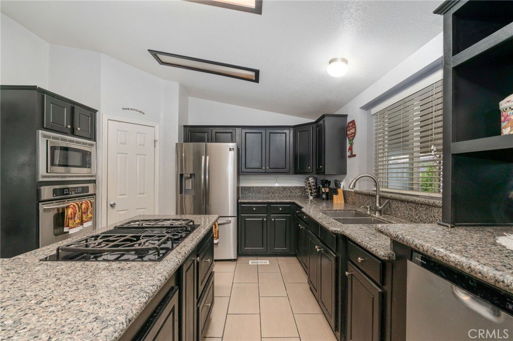 16860 Slover