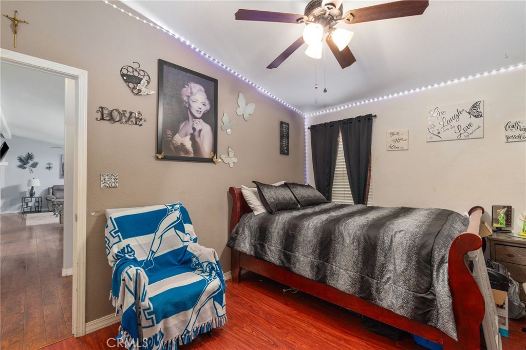 16860 Slover