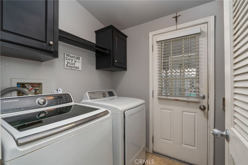 16860 Slover