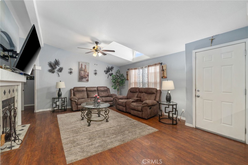 16860 Slover